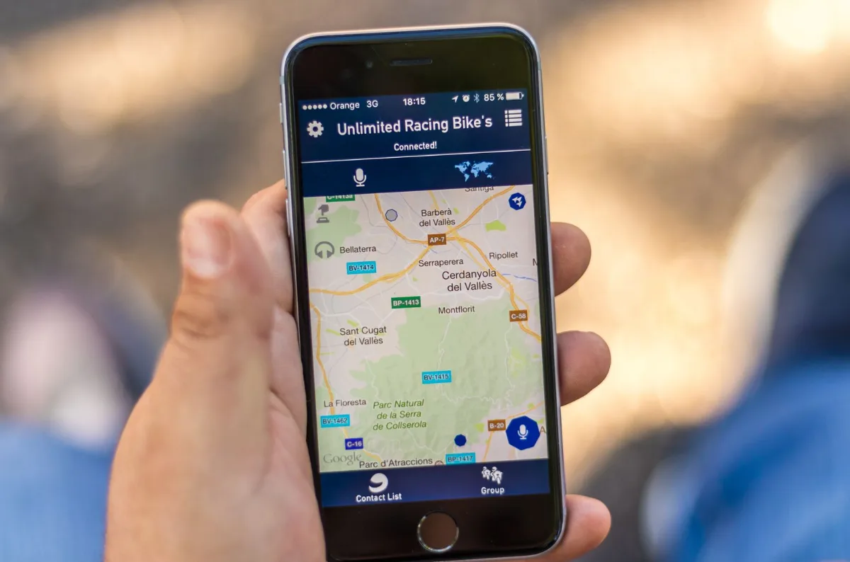 two Google Maps listings side by side, one with a 4.9 rating and 240 reviews, one with a 4.2 rating and 11 reviews